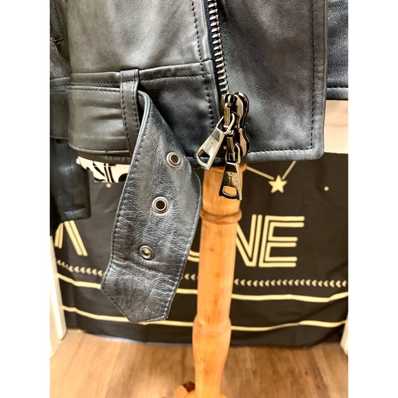 🌈 SOLD Stylish Collection Biker Jacket - Picture 10 of 16
